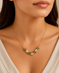 Collier ELYRA Éclat – Pierres Cristal & Vert Émeraude