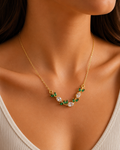 Collier ELYRA Éclat – Pierres Cristal & Vert Émeraude