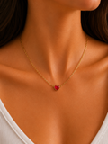 Collier ELYRA Cœur Rouge – Élégance Minimaliste & Touche Romantique
